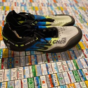 King Ches Distance Spike shoes